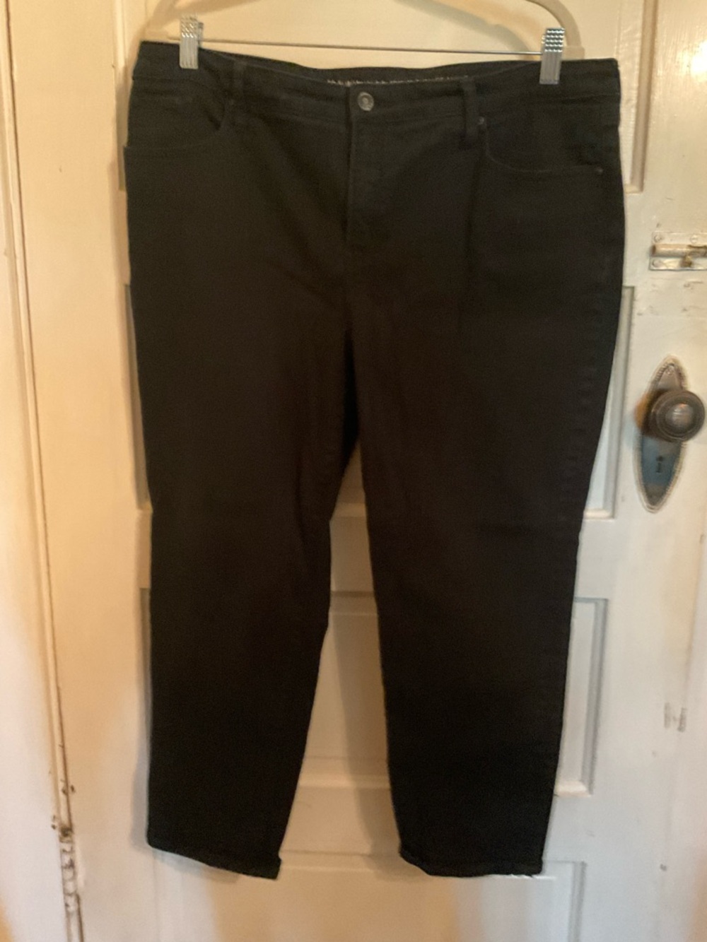 Chico’s Black Women’s Jeans - So Slimming Slim Leg Sz 3